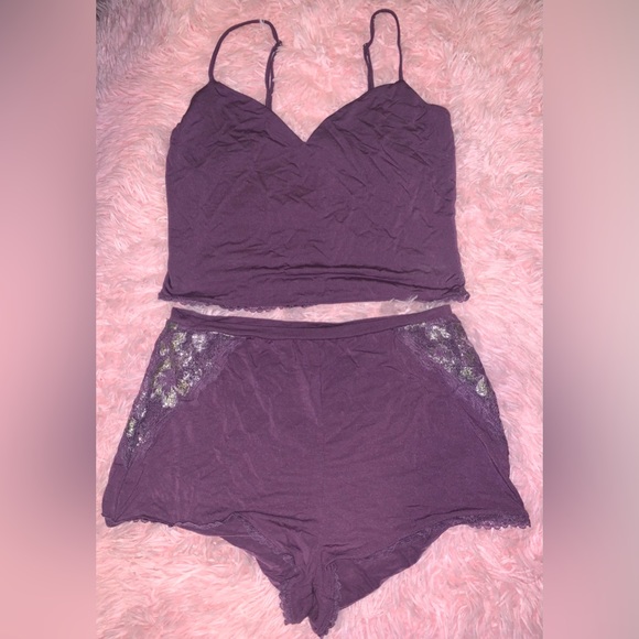 Victoria Secret Purple Sleep Set - Picture 2 of 3